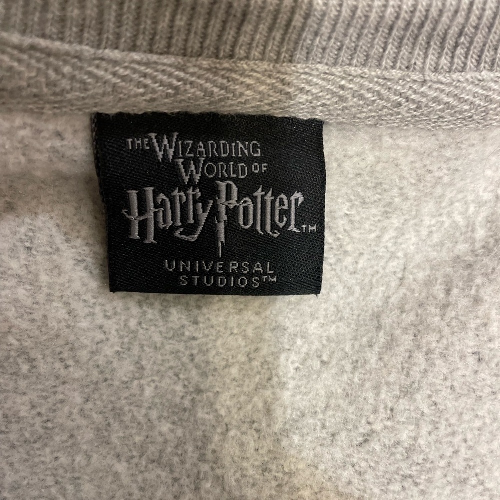 Universal Studios Gryffindor Gray Sweatshirt Size… - image 7